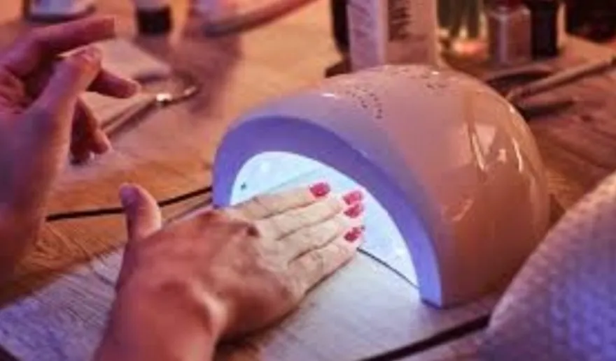 Salon Chimano. Maquillage Professionnel & Soins de Beauté – À Domicile ou en Salon