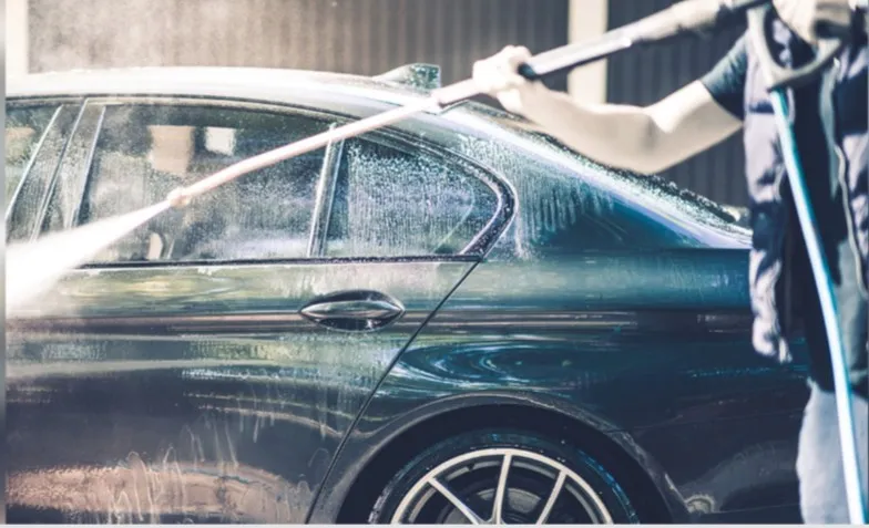 Car Wash Mobile. Service Mobile de Lavage de Véhicules