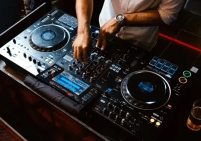 DJ-EQUIPEMENT-01_WEBP