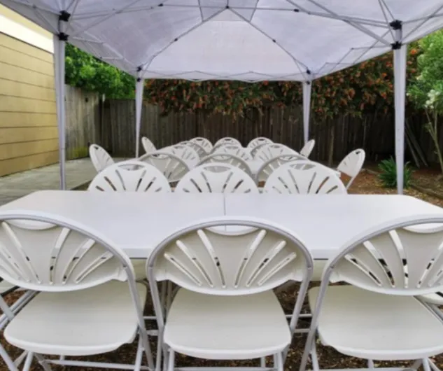 ⚰️ Location de Chaises & Tentes pour Deuil – Kinshasa