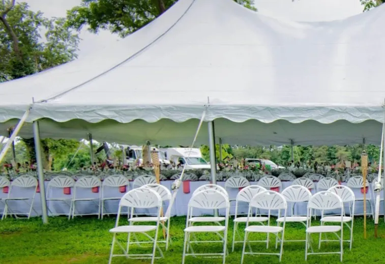 ⚰️ Location de Chaises & Tentes pour Deuil – Kinshasa