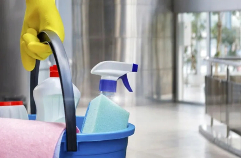 Claude Service. Service de Nettoyage de Maisons et Buildings à Kinshasa